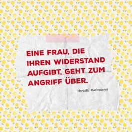 Frauen brauchen Abenteuer: Aufstellbuch mit nostalgischen Fotos und lustigen Sprüchen