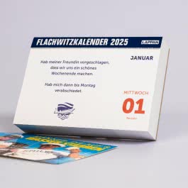 Männer, die aufs Wasser starren - Flachwitzkalender 2025