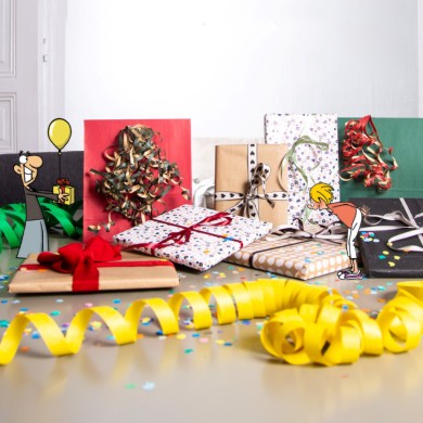 Foto von eingepackten Geschenken