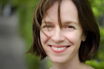 Julie Leuze