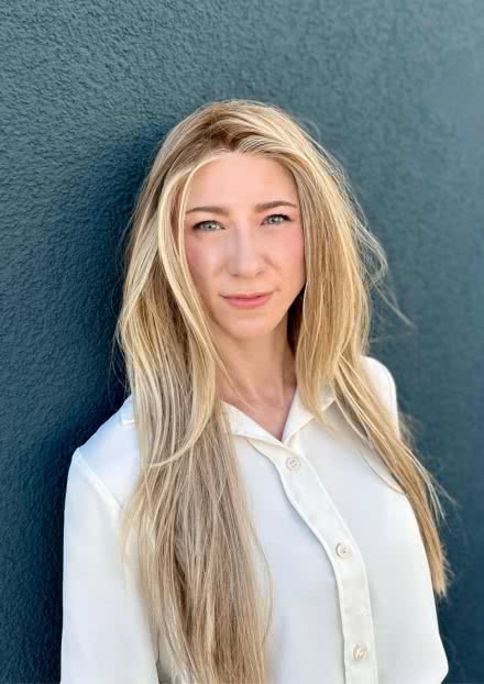 Ellie  Daylin